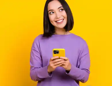 Online Order Shutterstock 2304279133 Cropped